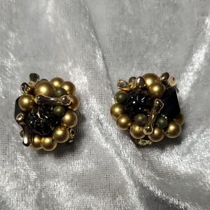 Vintage JAPAN signed Clip On Earring Black And Gold Cluster Lucite Beads Unique